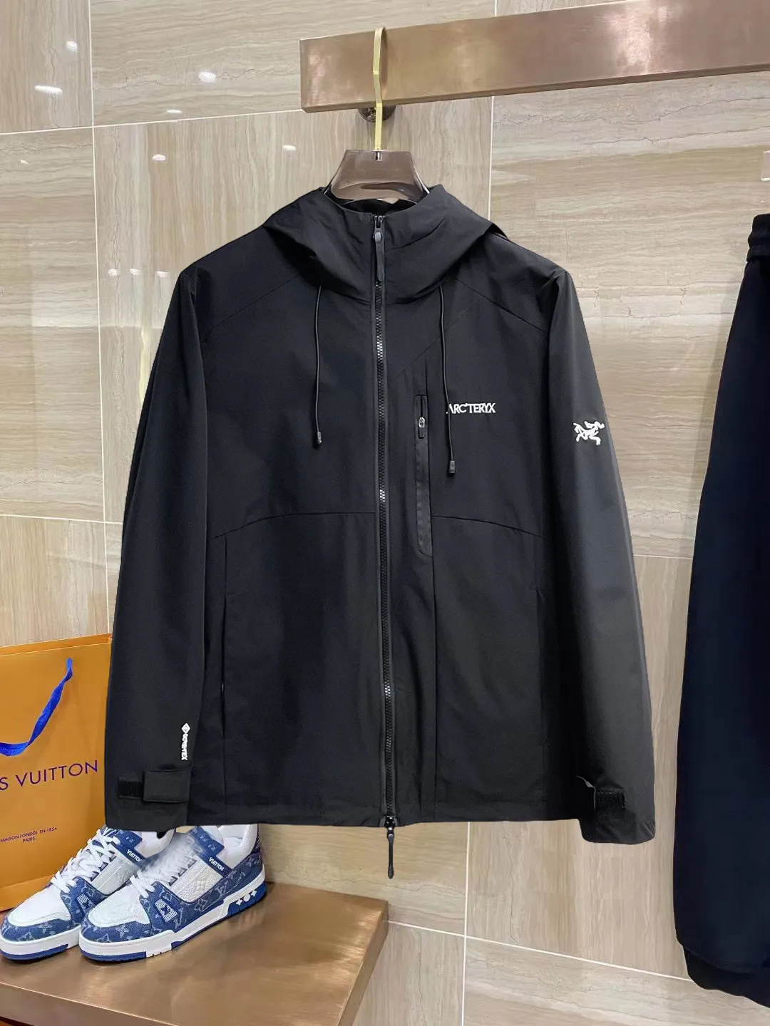 Same Style， ， 2026 New Arrival ，Original Premium Breathable ， ， ， Quality。 ， Sizes：M～3XL